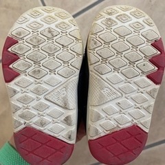 ニューバランス12cmの画像