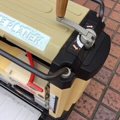 パオック PP-330 自動カンナ【市川行徳店】【店頭取引限定】【中古】管理番号：ITIKSD7CKCSOの画像