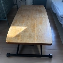 高さ可変式テーブルの画像
