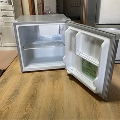 至急！小型冷蔵庫の画像
