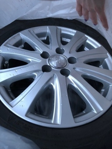 スタッドレスタイヤ　アルミホイール付き４本セット