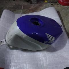 NSR250のガソリンタンク(多分)