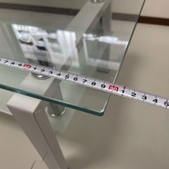 ドンキ、ガラステーブルの画像