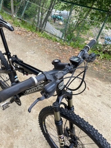 マウンテンバイク・MTB