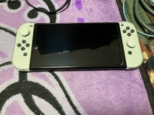 ［受渡者仮決定・箱説なし・早く引き取りに来てくれる方優先］ニンテンドーSwitch有機ELモデル　ホワイト