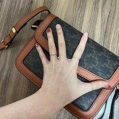 トリオンフ ショルダーバッグ ラージの画像