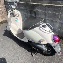 ヤマハビーノ　SA37J　機能好調　バッテリー新品　シートも破れ無し　タイヤバリ山　ナンバーとればすぐ乗れます。　お近くなら無料配達いたしますの画像