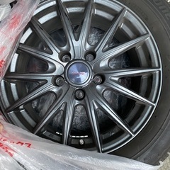 205/60R16スタッドレスタイヤ