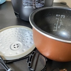 炊飯器3合の画像