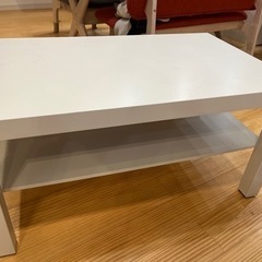 IKEA コーヒーテーブルの画像