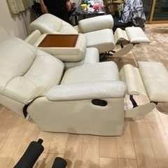3人掛けリクライニングソファの画像