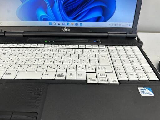 ★4/30受け渡し予定??本日の目玉・早い物勝ち！【激安！】ノートPC「富士通」Win11 Office2021 SSD 管理No1