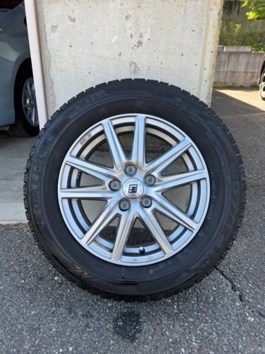 HONDA ヴェゼル　スタッドレスタイヤ