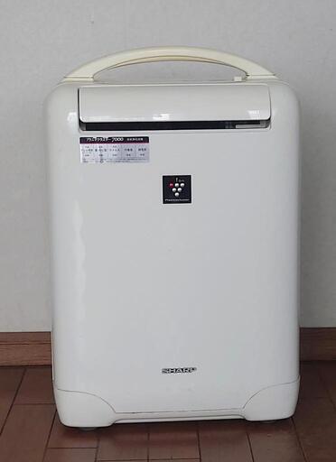 シャープ/除湿機/ プラズマクラスター 冷風・衣類乾燥除湿機 CV-B100-W ホワイト系