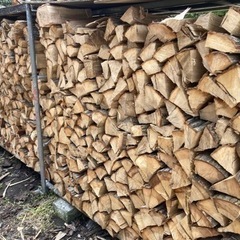 薪売ります❗️軽トラ1台14000円✨の画像