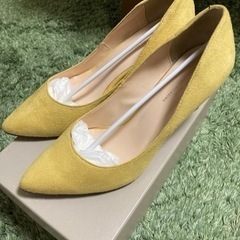 春色パンプスの画像