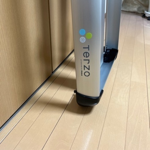未使用！　TERZO EA309  ルーフラック　150x50x8.6cm　エアロバー取付クランプ付