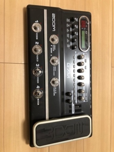 ZOOM G7.1ut 真空管アンプエフェクター