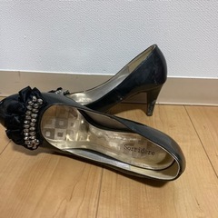 黒ハイヒール（正装用）の画像