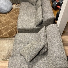 3人掛け ローソファ オットマン付きの画像