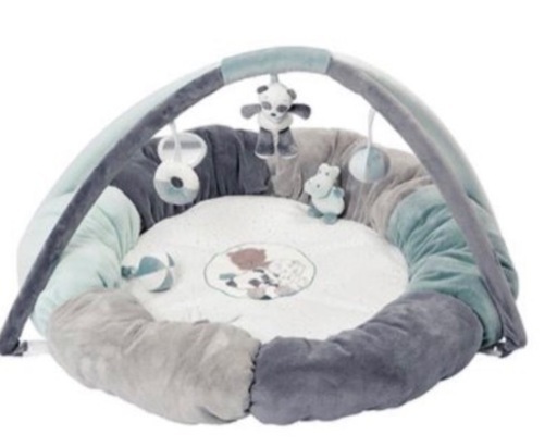 赤ちゃん用品ナチュープレイマット、ハイローチェアなど多数