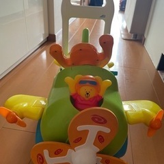 コンビカー(キッズカー、足蹴り車)くまさんの画像
