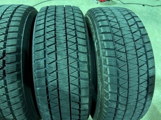 シーズン間近！交換可能 スタッドレスタイヤ225/60R17 DM-V3 ブリヂストン SUV用2019年製