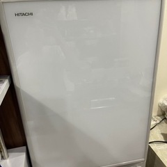 日立HITACHI冷凍冷蔵庫 R-S40Rクリスタルホワイト2021年製の画像