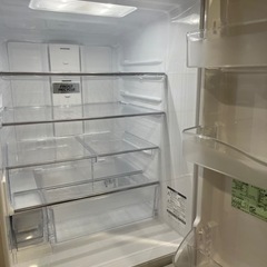 日立HITACHI冷凍冷蔵庫 R-S40Rクリスタルホワイト2021年製の画像