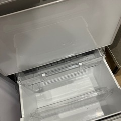 日立HITACHI冷凍冷蔵庫 R-S40Rクリスタルホワイト2021年製の画像