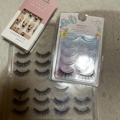 つけまつ毛  ネイルチップ