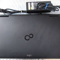 i7■フルHD■8GB→16GB変更可■新品SSD240GBでWin11起動約10秒■15.6非光沢フルHD■ICカードリーダー■富士通■AC付■2640Mの画像
