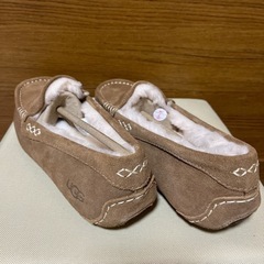 ⭐️新品 正規品 UGG ANSLEY モカシン CHESTNUT 25㎝の画像