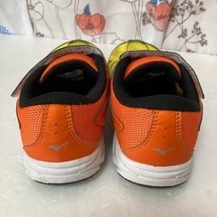 ☆ミズノ キッズスニーカー☆の画像