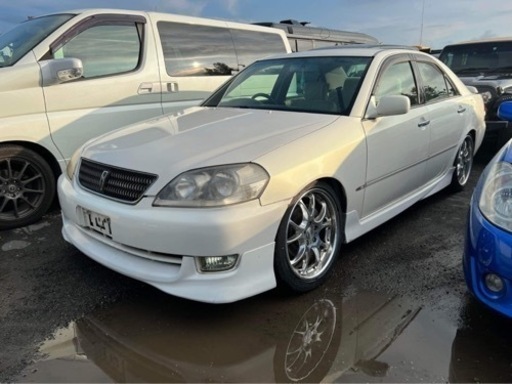 JZX110 マークII 純正後期フロントバンパーとサイドステップエアロパーツ