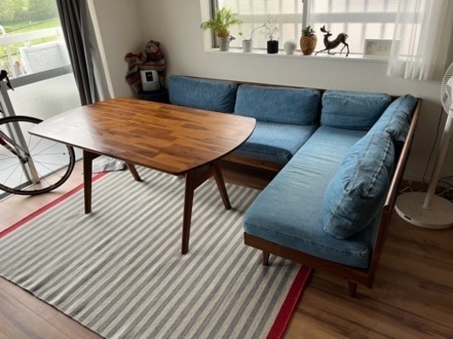 値下げ中　unico SWELLA テーブルとソファーのセット