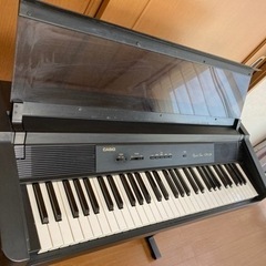 電子ピアノの画像