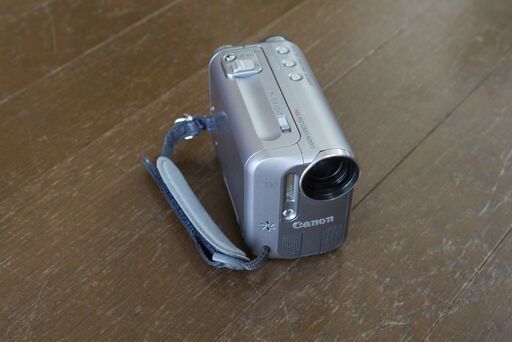 ビデオカメラ、ムービーカメラ CANON IXY DV S1