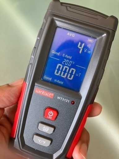 【取引終了】電磁波測定器