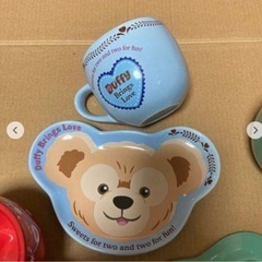 ディズニー　Disney ダッフィーとシェリーメイのカップ＆ソーサーの画像