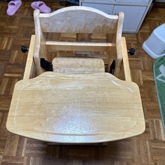 子ども椅子一つ