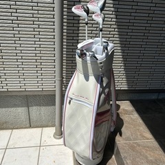レディース　ゴルフクラブセットの画像