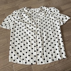 grl水玉ブラウス