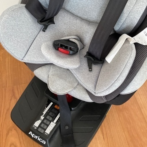 アップリカ　Aprica チャイルドシート　ISOFIX ①