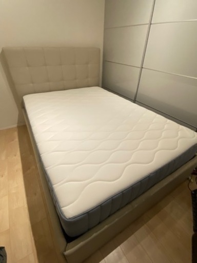 【美品】IKEA マットレス　ダブル　ヴォーグストランダ
