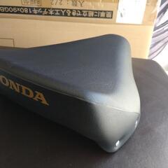ホンダ スーパーカブ シート AA01