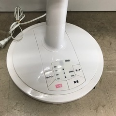 O2304-830 YUASA 扇風機　2017年製　YT 3217E5W 動作確認済みの画像