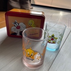 トゥエティとシルベスターのコップセット