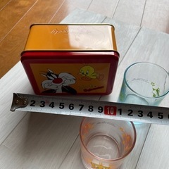 トゥエティとシルベスターのコップセットの画像