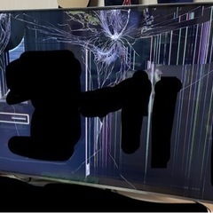 無料！55型　LG テレビ　液晶割れ　すぐ引き取り可能な方！